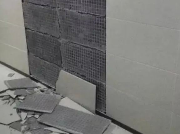 黄陂瓷砖空鼓维修公司分享下黄陂墙砖松动维修的知识